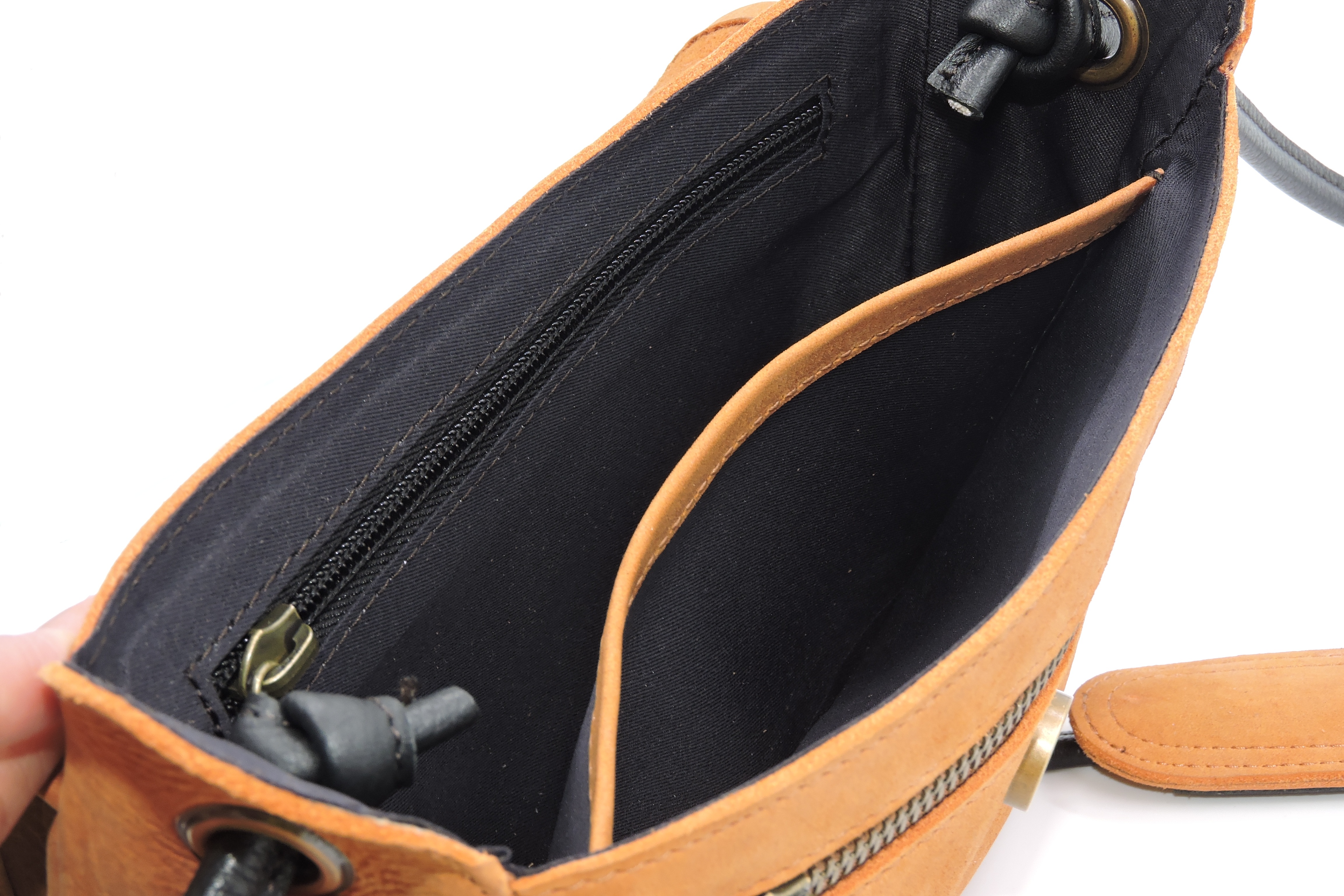 men's leather saddle bag